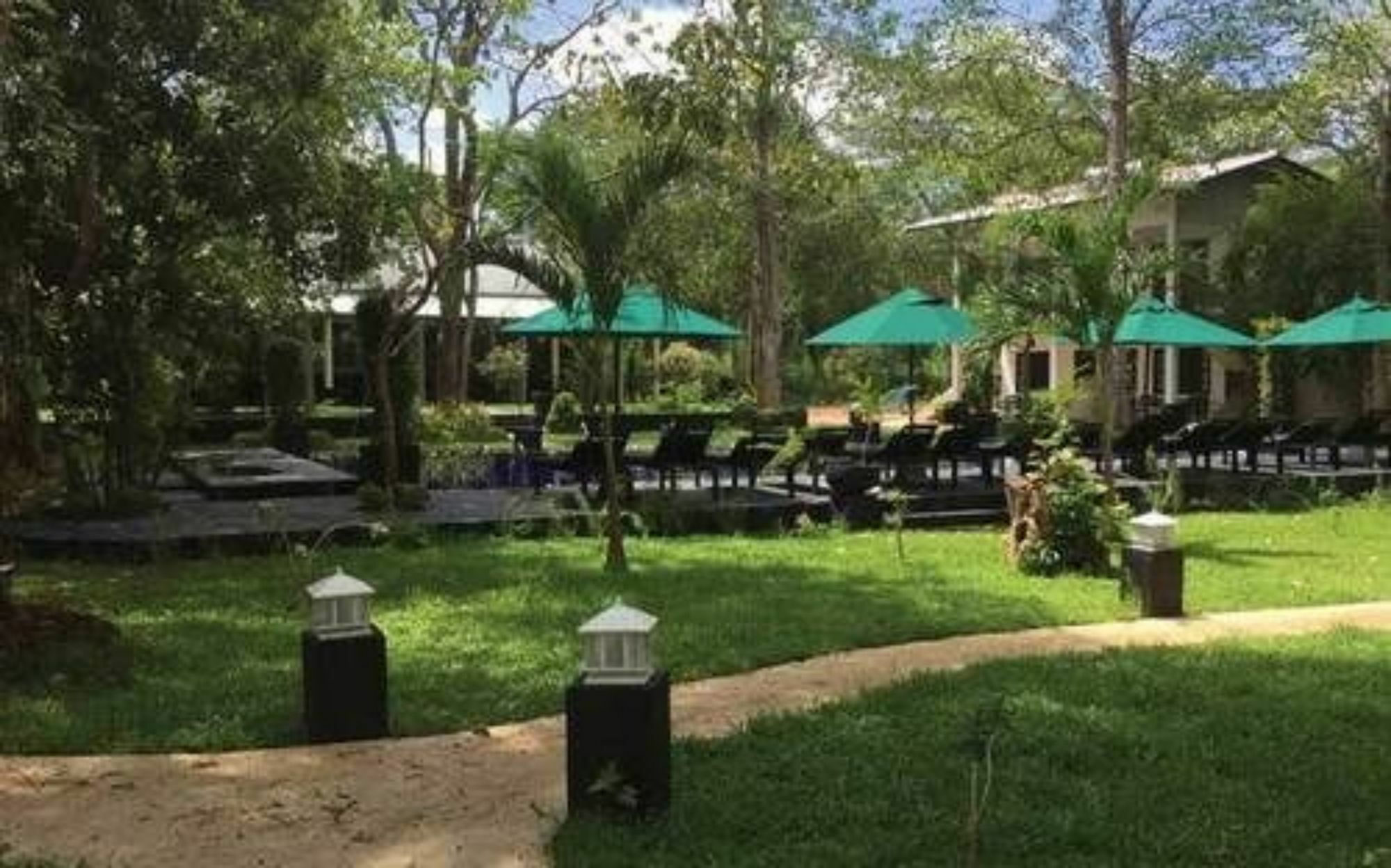 Flower Garden Eco Village 4*